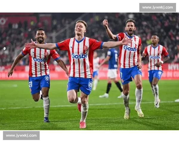 马竞搁置大马丁交易,曼联签门神悬念系于奥纳纳去留